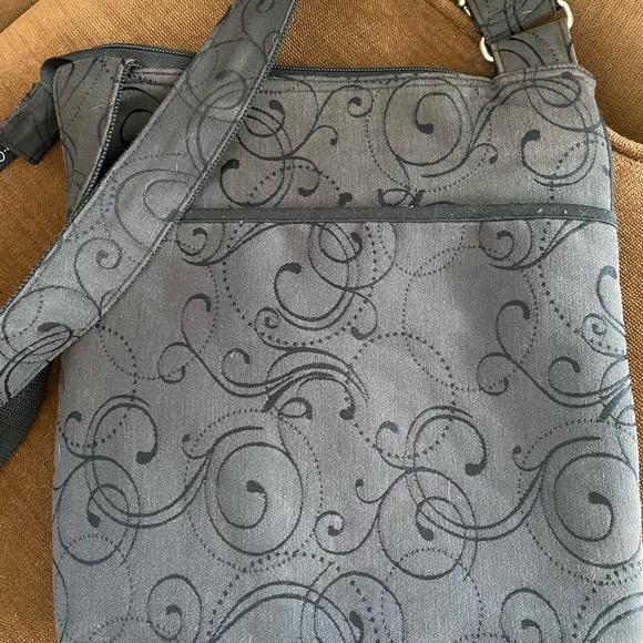 31 crossbody purse - Picture 3 of 3